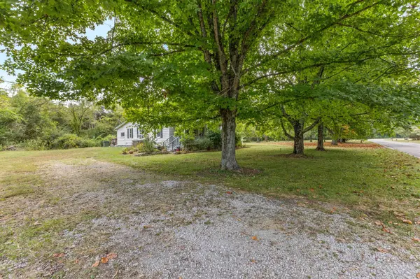 2174 Tinnin Rd, Goodlettsville, TN 37072