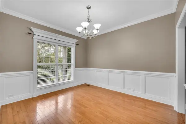 1204 Lunar Dr, Murfreesboro, TN 37129