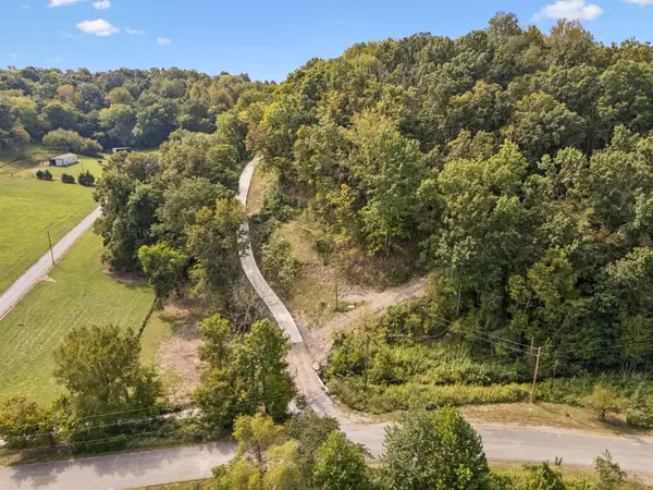 3895 Johnson Hollow Rd, Thompsons Station, TN 37179