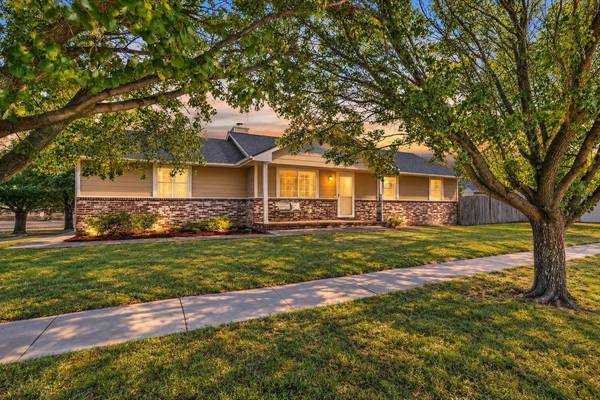 3502 N Governeour St, Wichita, KS 67226