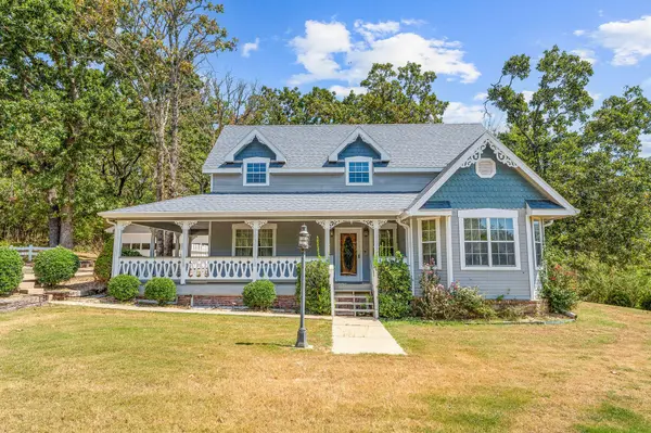 321 Valley Park DR, Branson, MO 65616