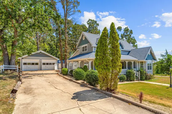 321 Valley Park DR, Branson, MO 65616