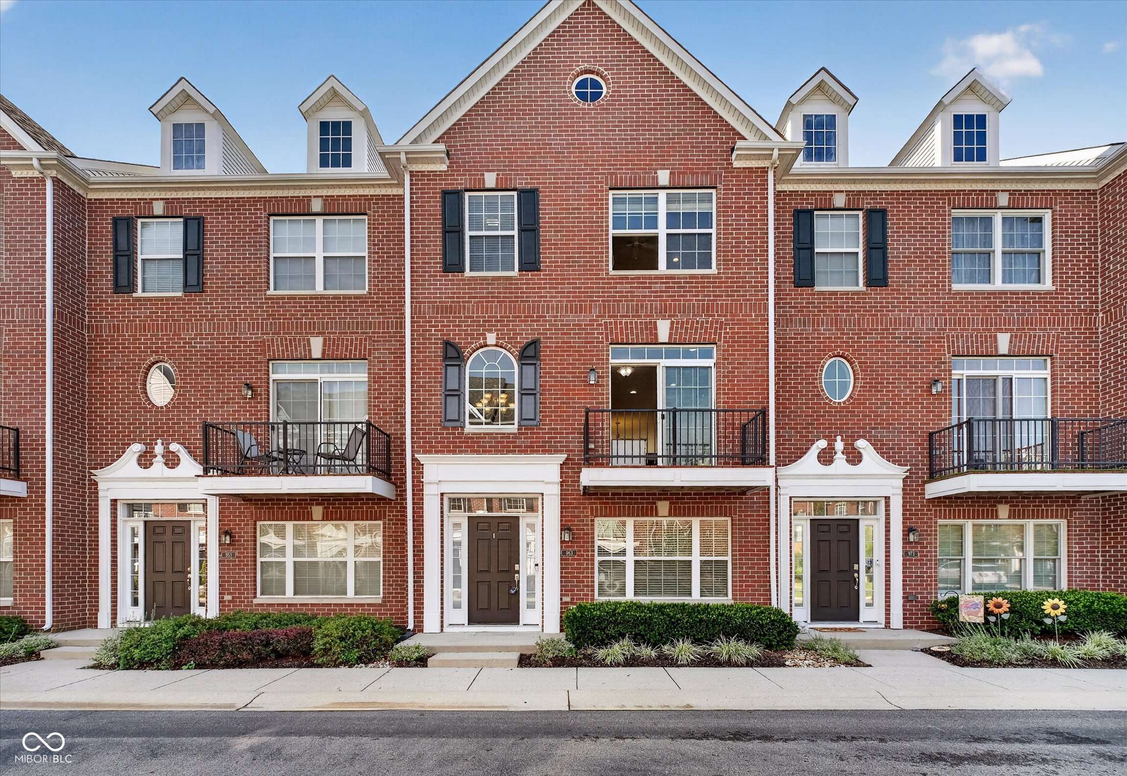 963 2nd AVE NW, Carmel, IN 46032