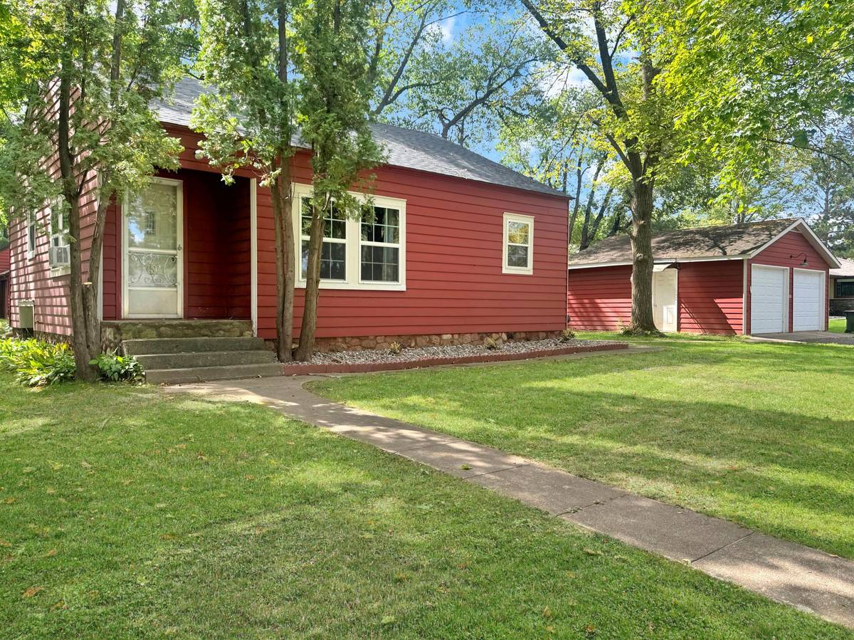 800 6th ST, Ironton, MN 56455