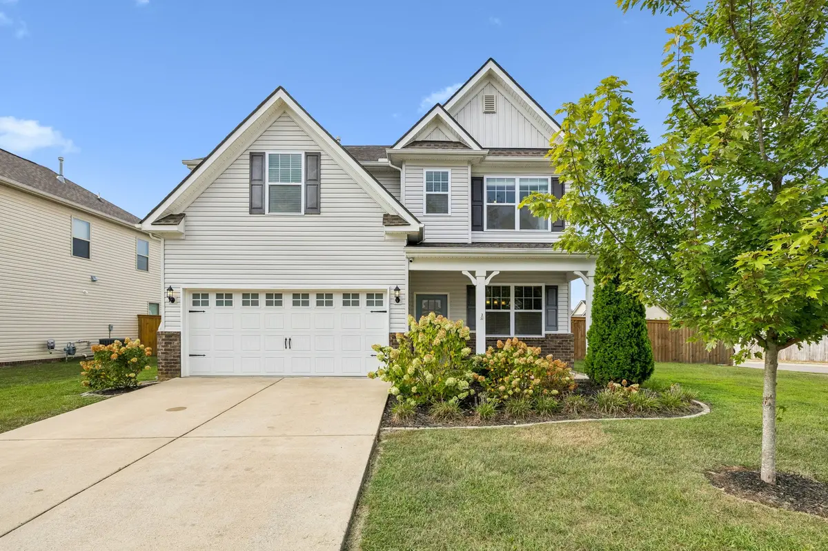 1045 Keeneland Dr, Spring Hill, TN 37174
