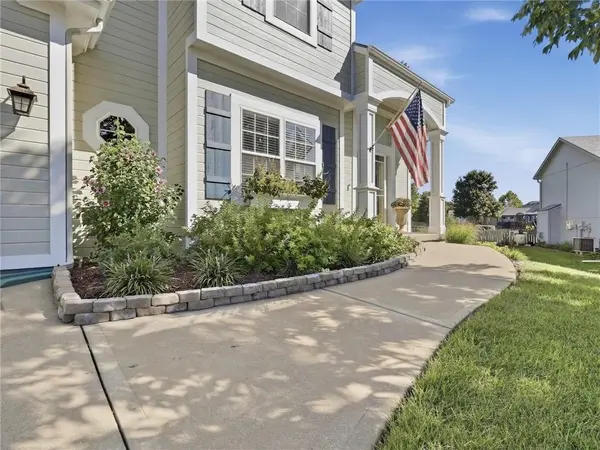 1435 Buckeye CT, Liberty, MO 64068