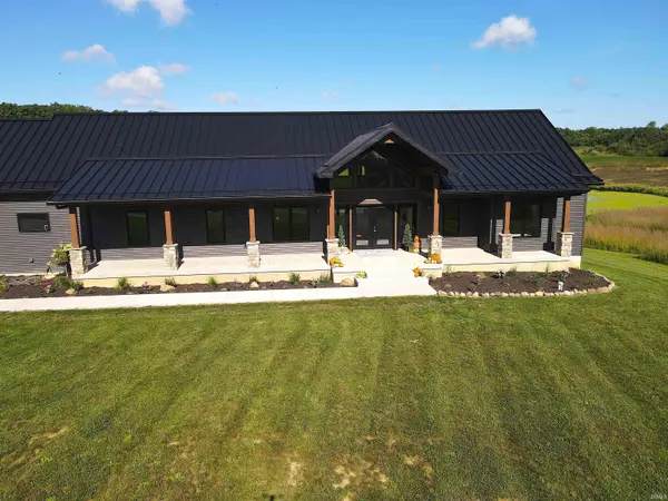 13142 N 700 W ***, Silver Lake, IN 46982