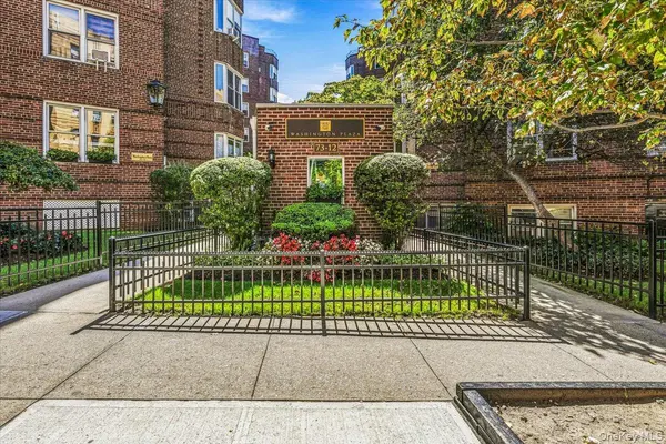 73-12 35th AVE #E3, Jackson Heights, NY 11372