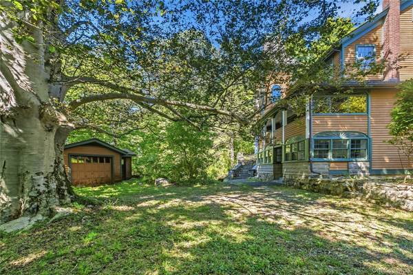 81 Glendale RD, Ossining, NY 10562