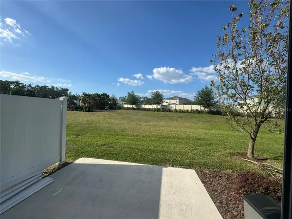 6104 WILLOWSIDE ST, Palmetto, FL 34221
