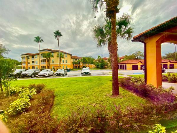 5447 VINELAND RD #1103, Orlando, FL 32811