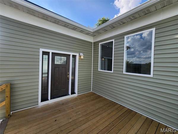 1716 Grace ST, Hannibal, MO 63401