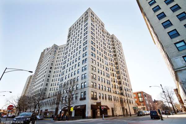 2000 N Lincoln Park West AVE #312, Chicago, IL 60614