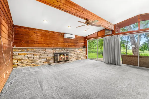 3S984 Oakland LN, North Aurora, IL 60542