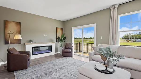 517 E 120th PL, Crown Point, IN 46307