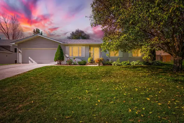7944 Grinnell WAY, Lakeville, MN 55044