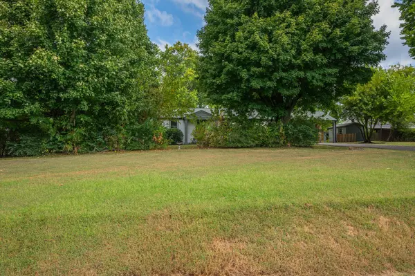 218 Imperial Dr, Nashville, TN 37210