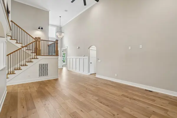 1003 Quillen Way, Lebanon, TN 37087