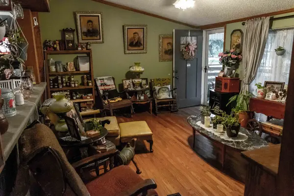 11644 Minor Hill Hwy, Goodspring, TN 38460