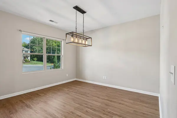 3239 Holiday Ln, Columbia, TN 38401