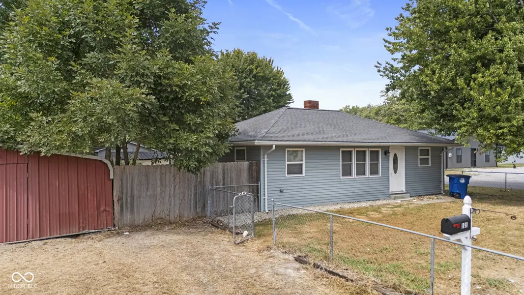 1090 N Mann AVE, Austin, IN 47102