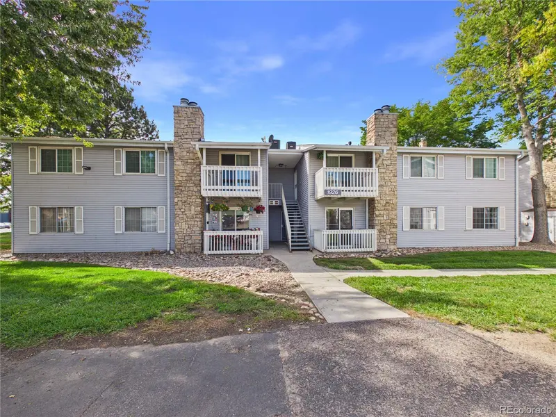 1926 S Vaughn WAY #104, Aurora, CO 80014
