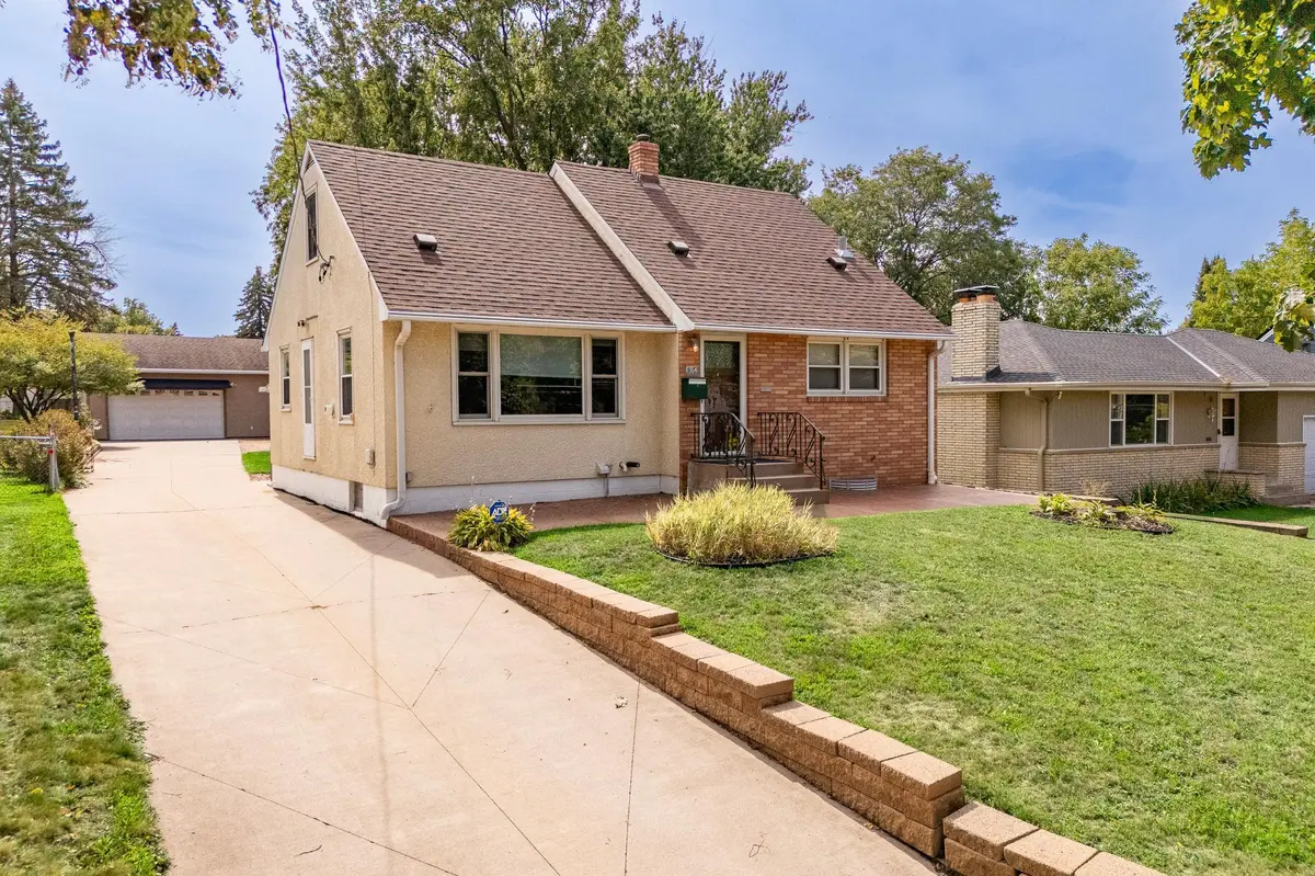 1554 Burns AVE, Saint Paul, MN 55106