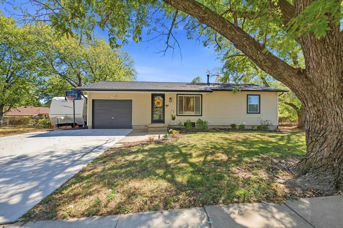 1306 N Scouller, Wichita, KS 67212