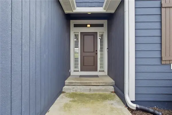 807 SW Mill Creek CT, Grain Valley, MO 64029