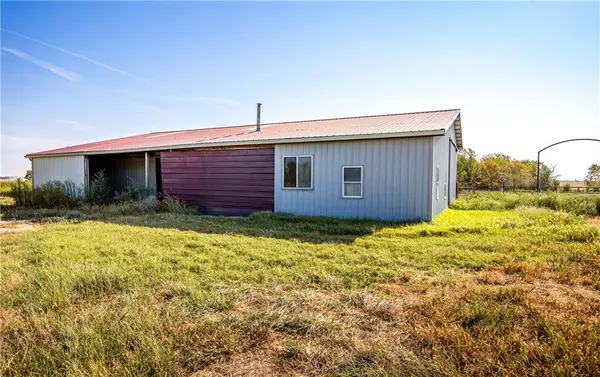2243 Tomahawk RD, Fort Scott, KS 66701