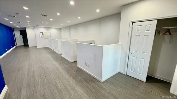 11221 Jamaica AVE, Richmond Hill, NY 11418