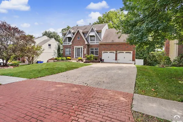 14935 W 76th ST, Lenexa, KS 66216
