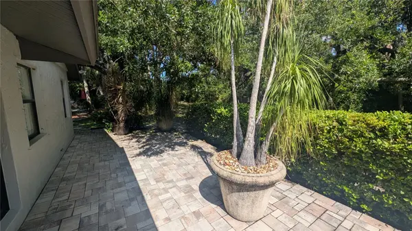 4615 OAK FOREST DR E #22, Sarasota, FL 34231