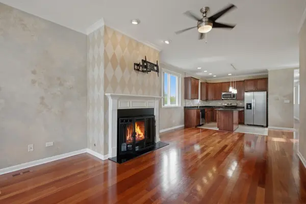 2539 W Warren BLVD #1, Chicago, IL 60612