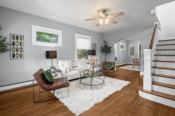2706 OAK ST, Bettendorf, IA 52722