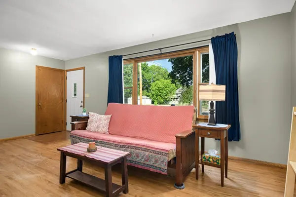 201 Linden PL S, Northfield, MN 55057