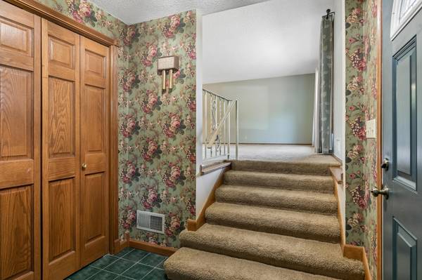 2442 Orchard LN, White Bear Lake, MN 55110