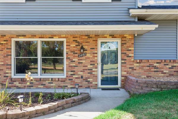 2442 Orchard LN, White Bear Lake, MN 55110