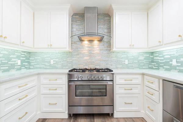 100323 S Shadyoak DR, Harrah, OK 73045