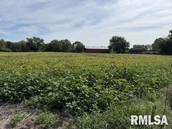 2126 N QUARRY RD, Trivoli, IL 61520