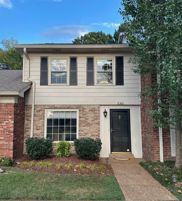 8300 Sawyer Brown Road #E302, Nashville, TN 37221