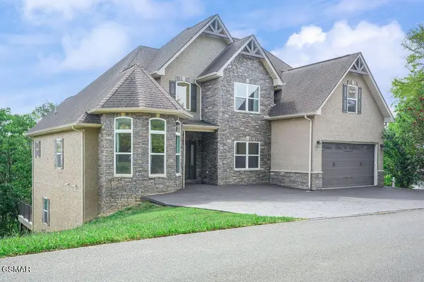 1202 Foxwood Drive, Sevierville, TN 37862