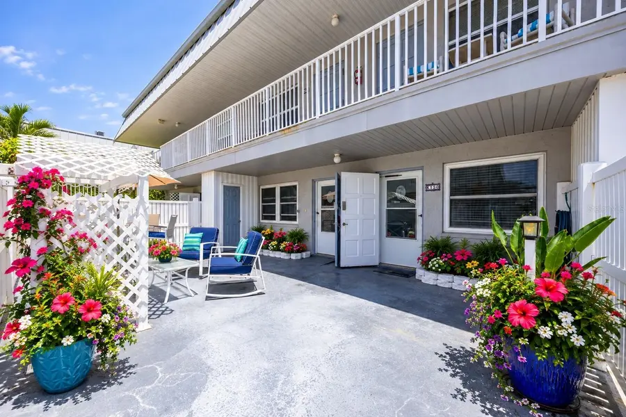 6777 WINKLER RD #130, Fort Myers, FL 33919