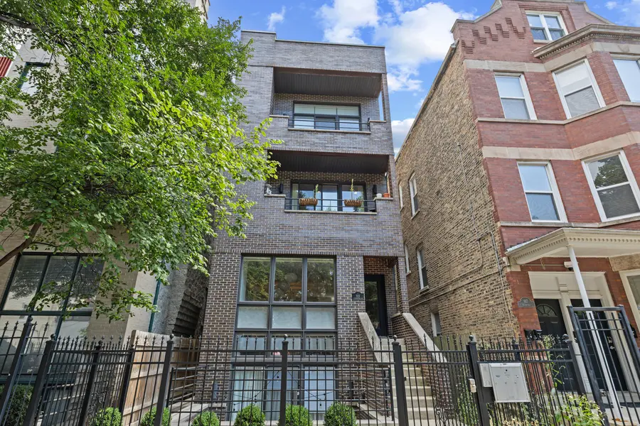 919 N Hermitage AVE #3, Chicago, IL 60622