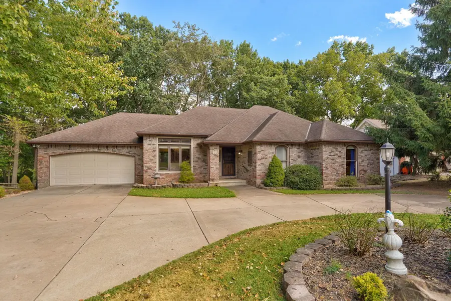 4530 S Harvard AVE, Springfield, MO 65804