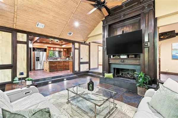 4300 Eaton Circle, Colleyville, TX 76034