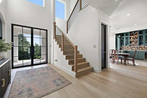 34 AUTUMN OAKS DR, Austin, TX 78738