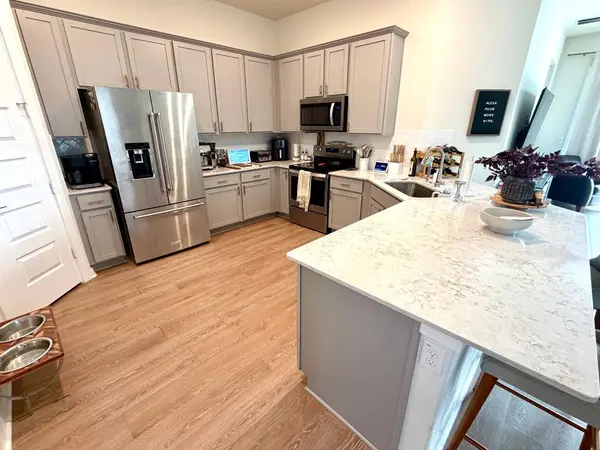 228 Indian Shoal DR, Georgetown, TX 78628