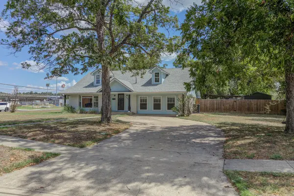 1509 SW Hill ST, Bastrop, TX 78602