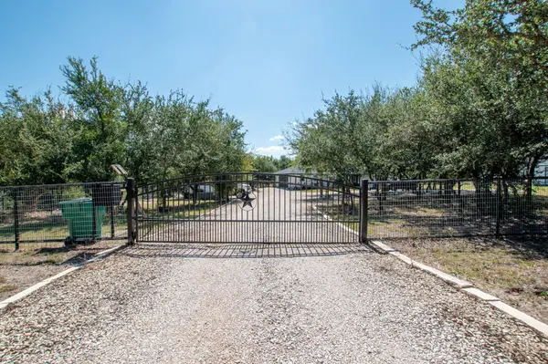 141 Bugatti CT, Burnet, TX 78611